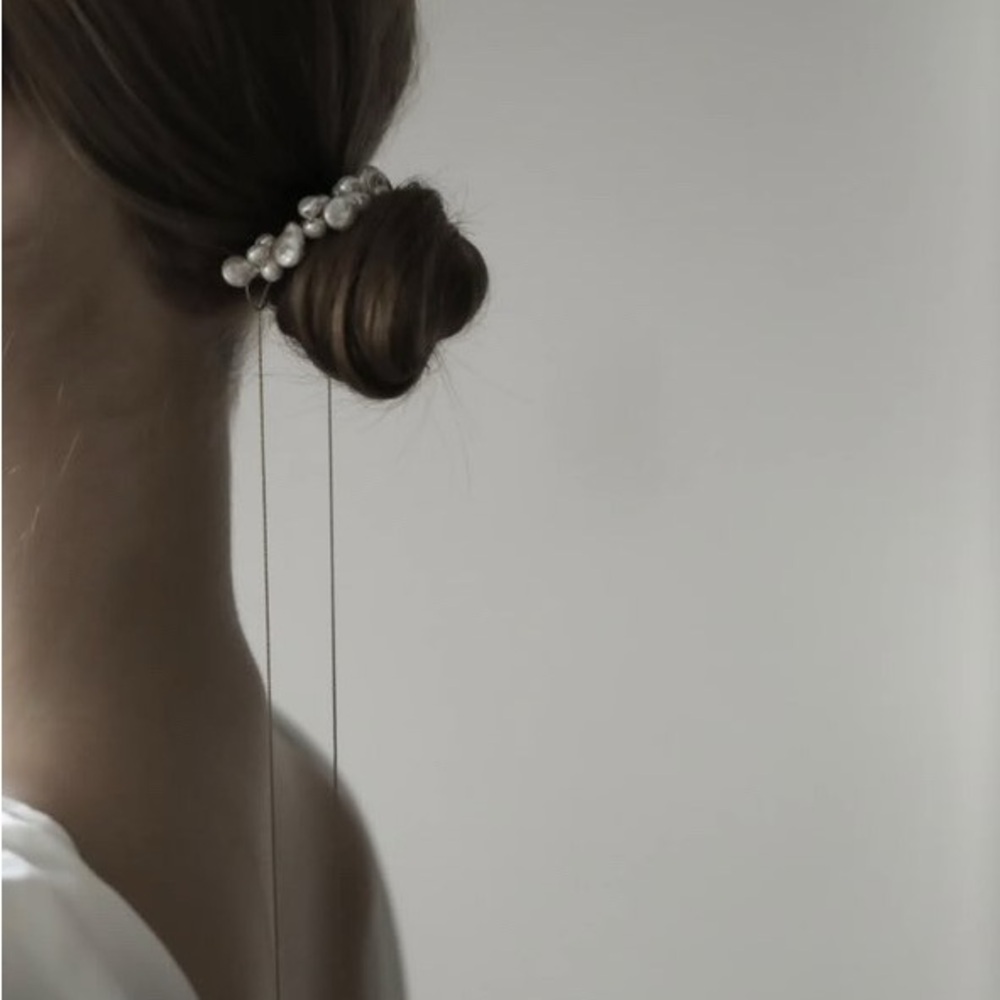 Elegant Pearl Hair Accessory